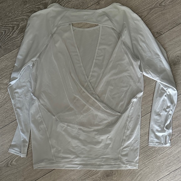 Lululemon Open-Back Top - Picture 2 of 3